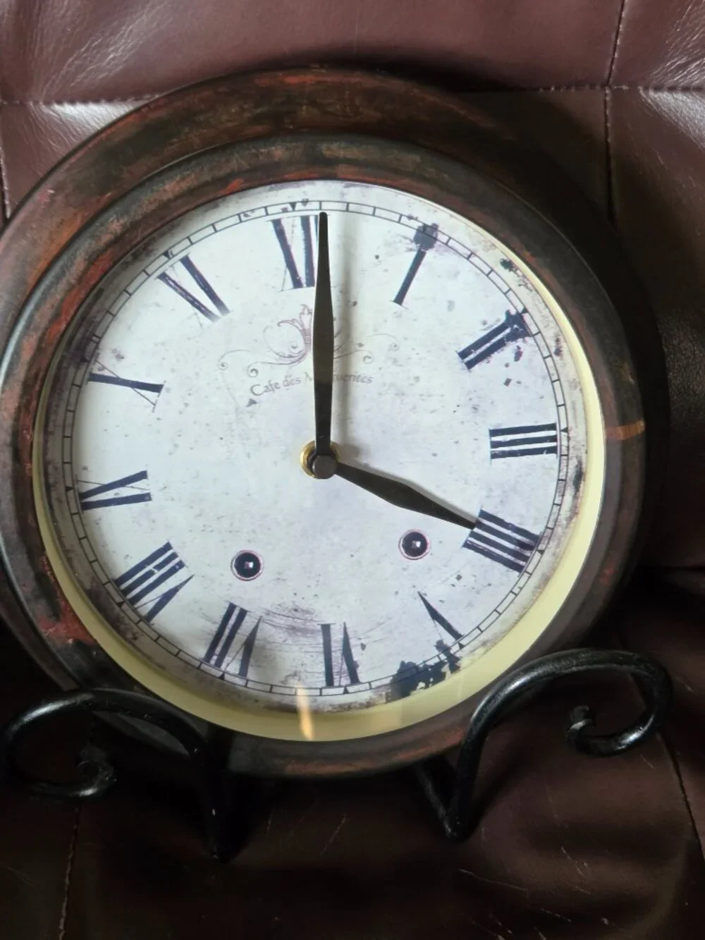 Clock w/stand